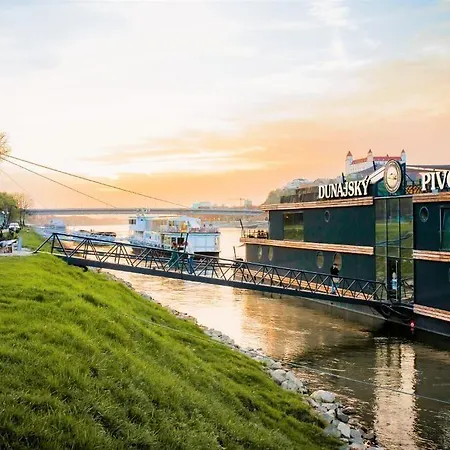 Otel Dunajsky Pivovar 3*