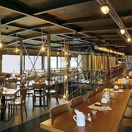 Dunajsky Pivovar Hotel 3*