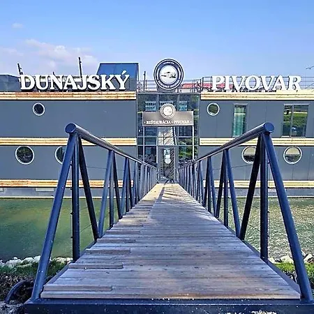 Dunajsky Pivovar Hotel Bratislava