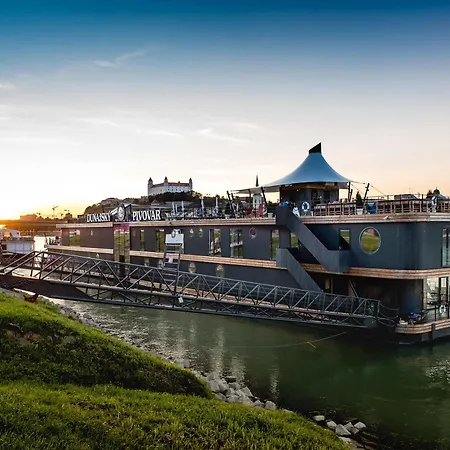 Dunajsky Pivovar Otel Bratislava
