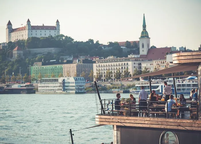 Dunajsky Pivovar Hotel Bratislava