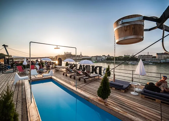 Dunajsky Pivovar Hotel Bratislava