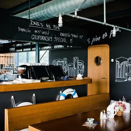 Dunajsky Pivovar 酒店 布拉迪斯拉发