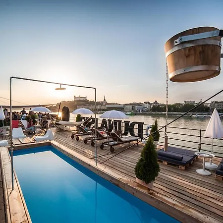 Dunajsky Pivovar 酒店 布拉迪斯拉发